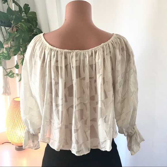 Stone Cold Fox cropped silk peasant top one size - Picture 5 of 7